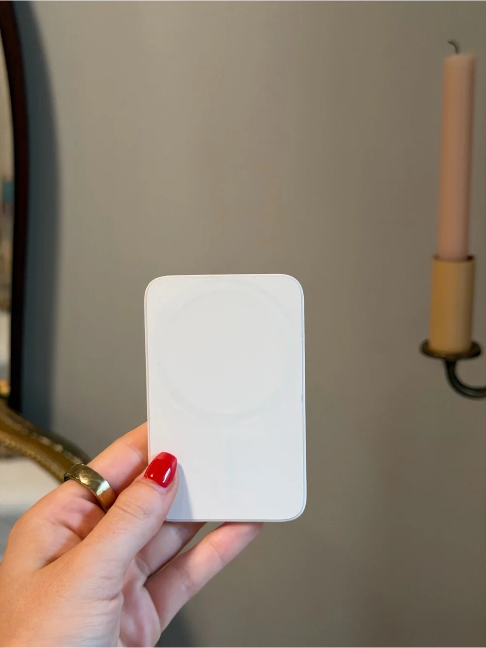 Limited edition Rhode snap on lip case white